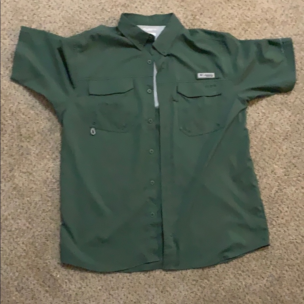 Columbia performance fishing gear shirt